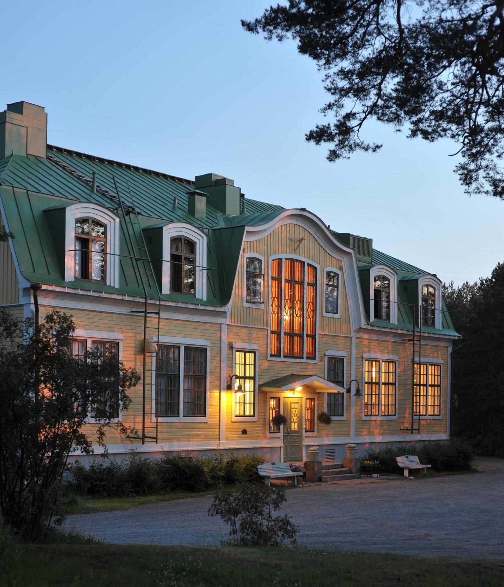 Maentyluodon Hotelli Pori Exterior foto